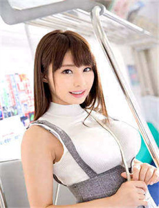 男生将坤坤申请女生的定眼,穿了内衣却有一半乳晕没遮住