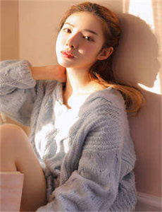 午夜草逼/来电奇缘剧情